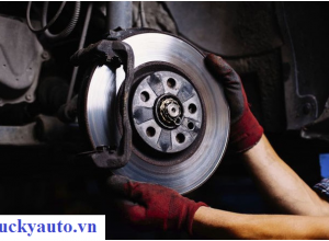 Nguyên Nhân Và Cách Xử Lý Tiếng Ồn Khi Đạp Phanh Ô Tô?